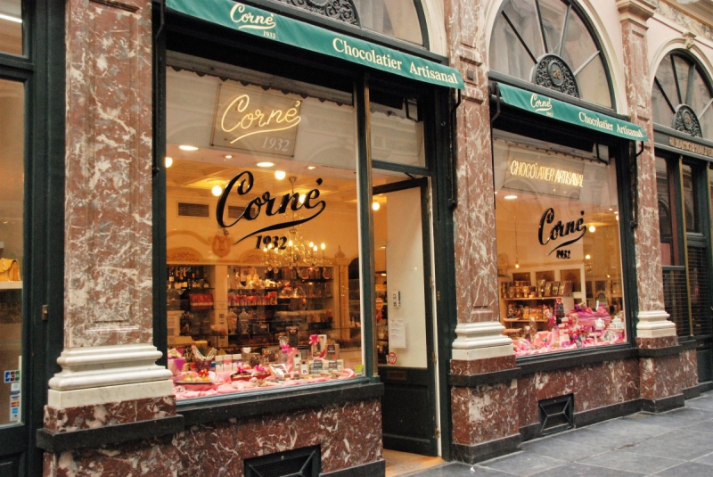 patisserie-ILONSE-min_chocolate_chocolaterie_shop_luxury_chic_gallery_brussels_belgium-558146